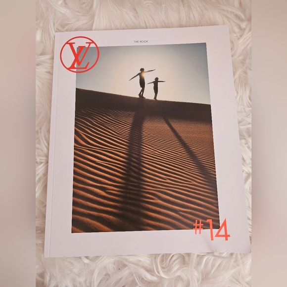 Chanel + LV + Prada Bundle 💯🔥🔥 - Picture 4 of 9